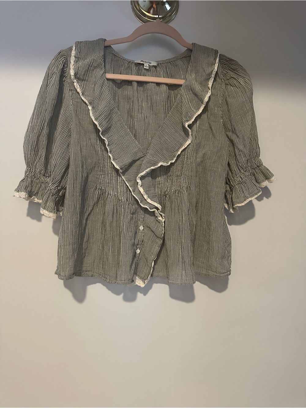 Madewell size L ruffled puff sleeve cotton button-up black/ivory ruffle blouse